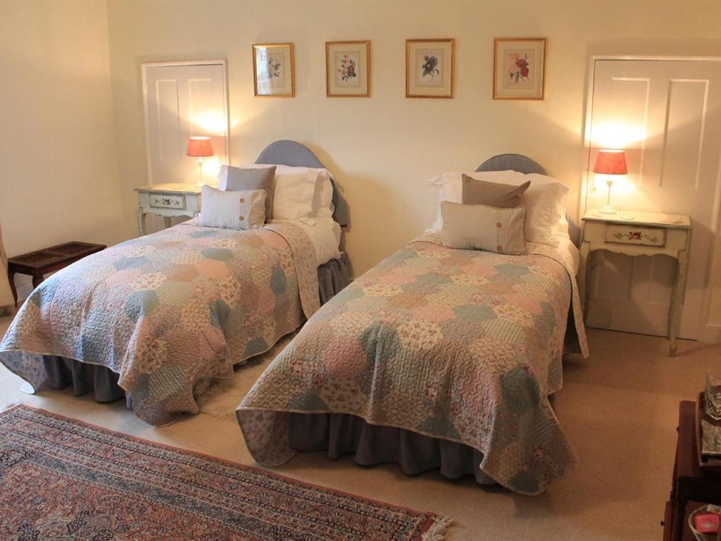 Church Farmhouse B & B Kennett Extérieur photo