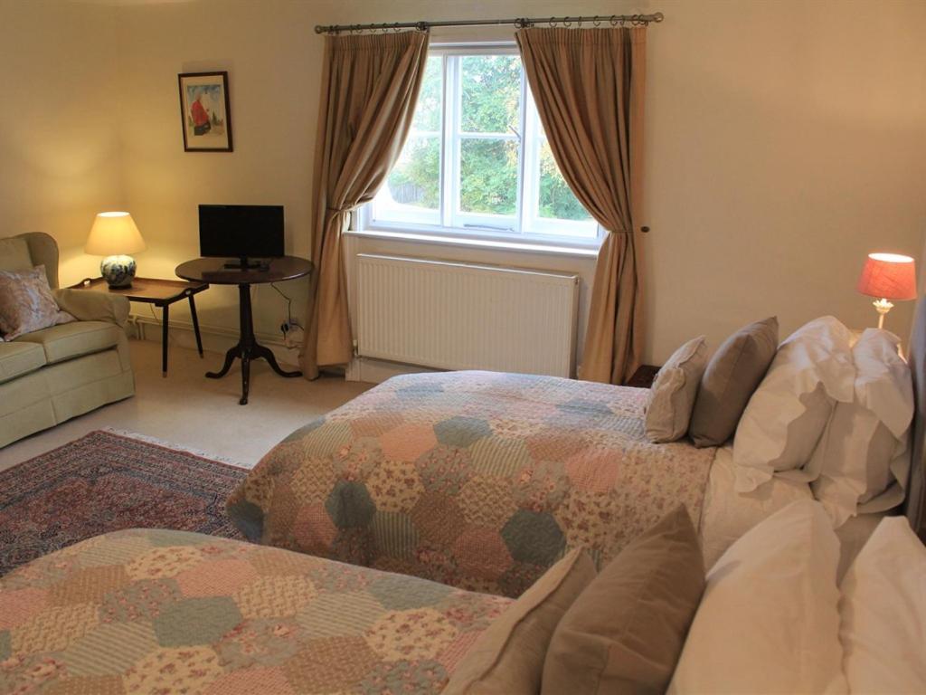 Church Farmhouse B & B Kennett Extérieur photo