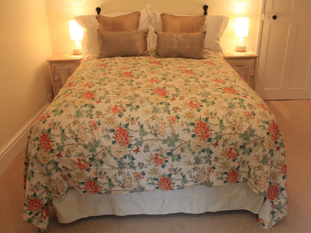 Church Farmhouse B & B Kennett Extérieur photo