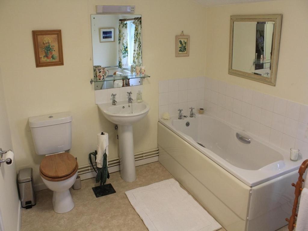 Church Farmhouse B & B Kennett Chambre photo